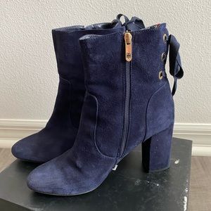 Tommy Hilfiger Navy Booties